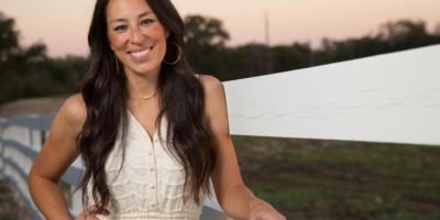 How Much is the Net Worth of most popular Reality TV Personality Joanna Gaines; Details of her TV Show and Source of Income